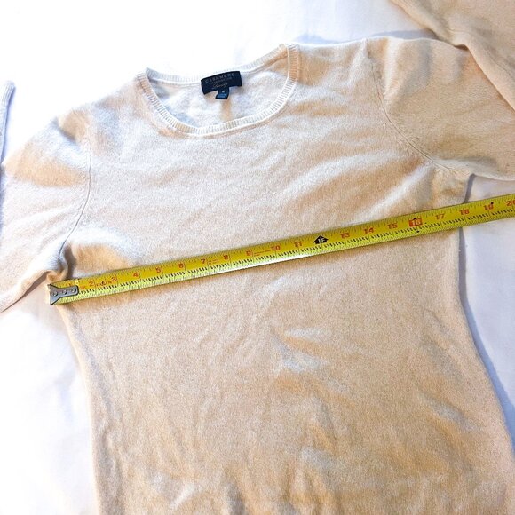 100% CASHMERE!! Charter Club Sweater in Cream, Size Medium - Picture 5 of 6